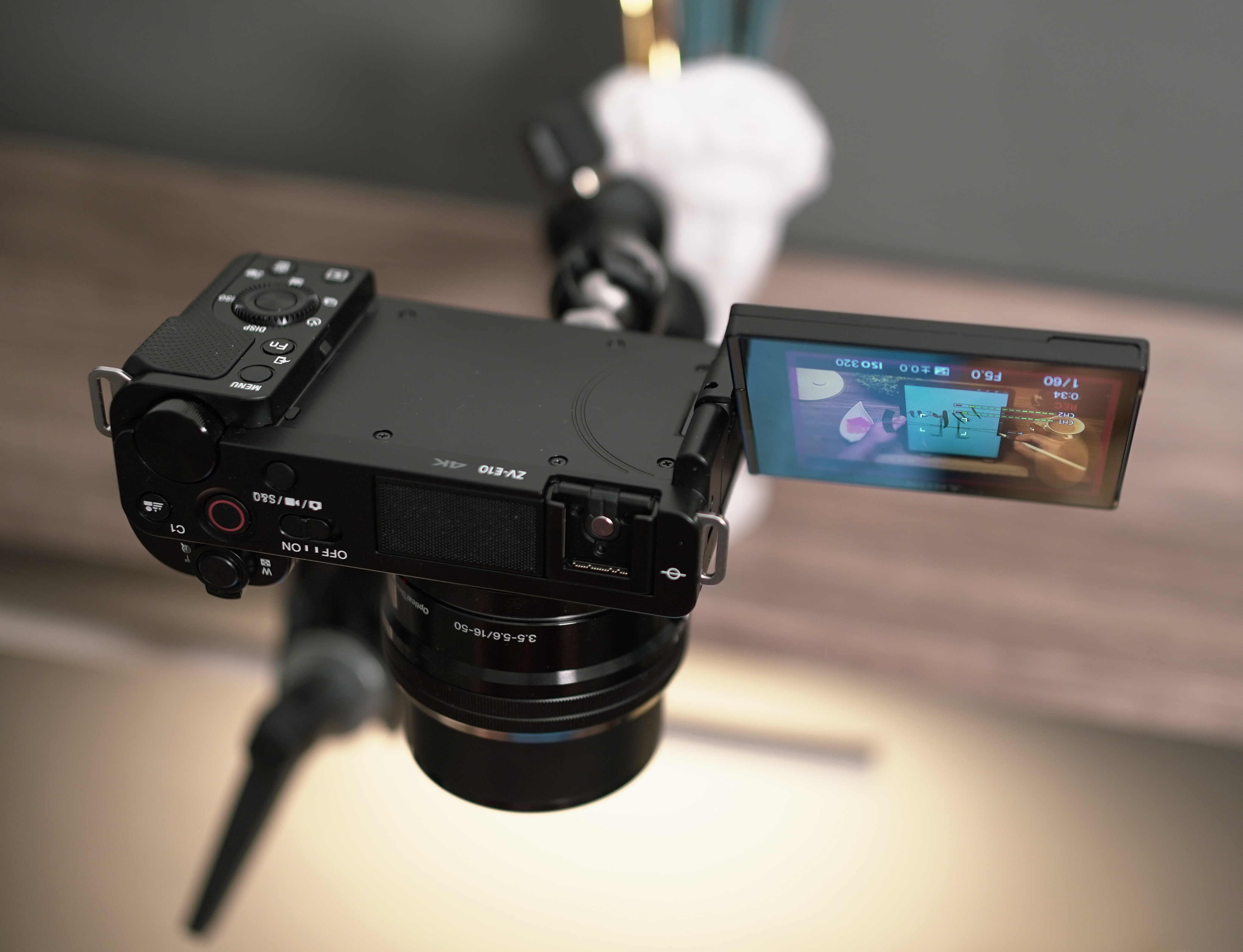 Sony ZV-E10 Review & Sample Images by Ken Rockwell