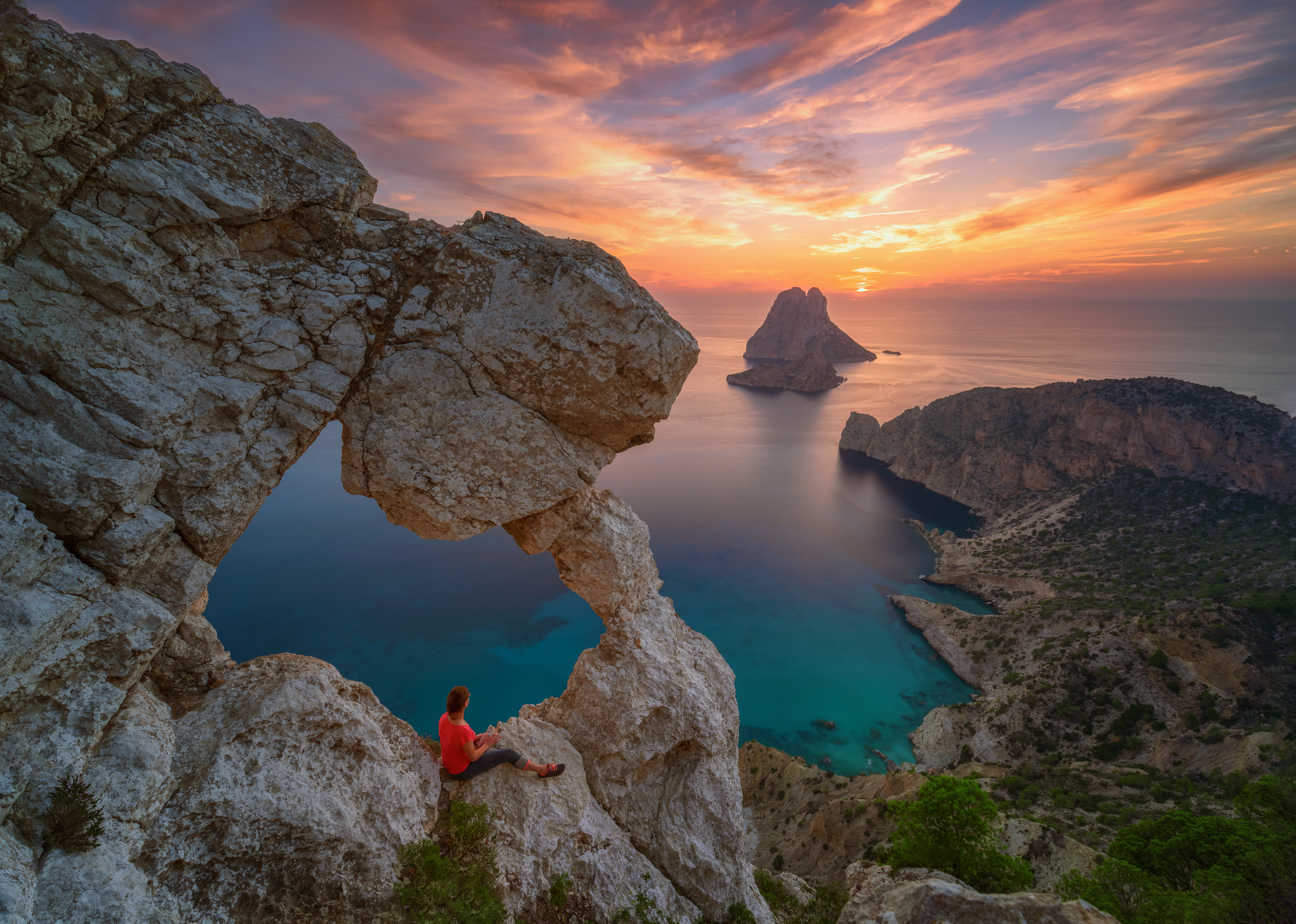 es-vedra-island-view-at-sunset-ibiza-by-anton-calpagiu-fstoppers