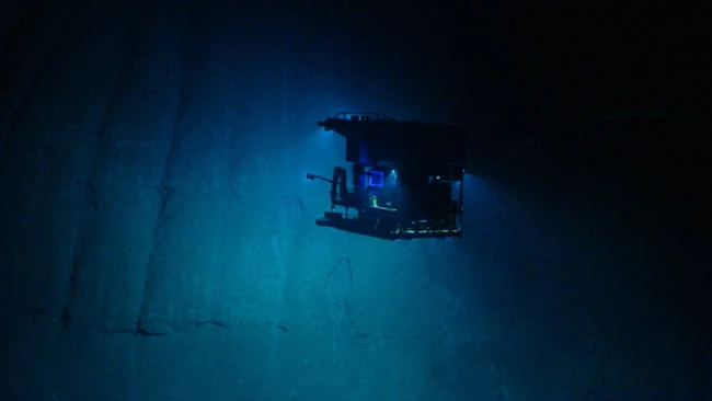 How Scientists Shoot Video 8,000 Metres Below the Surface