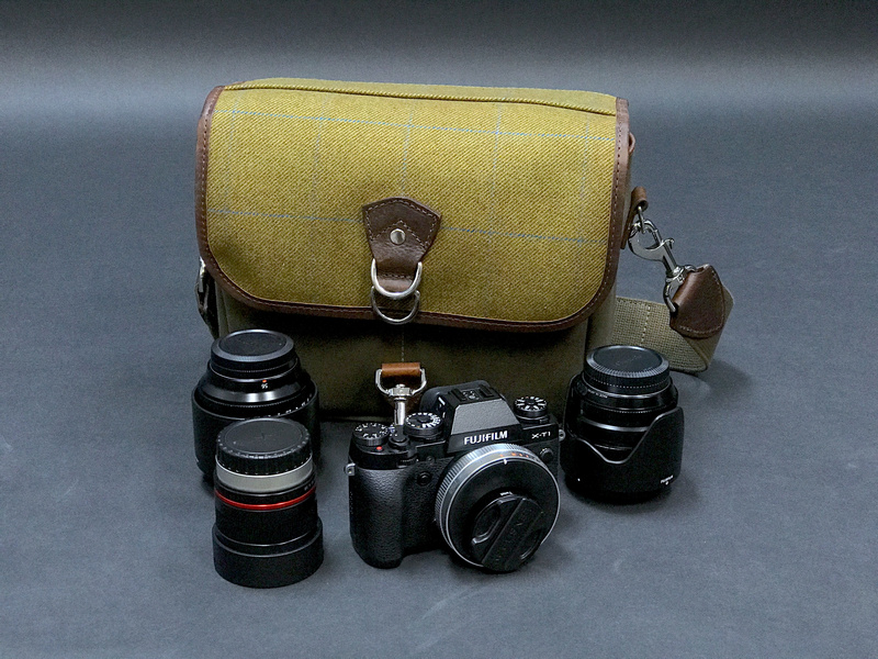 Fstoppers Reviews the Hawkesmill Small Camera Bag Fstoppers