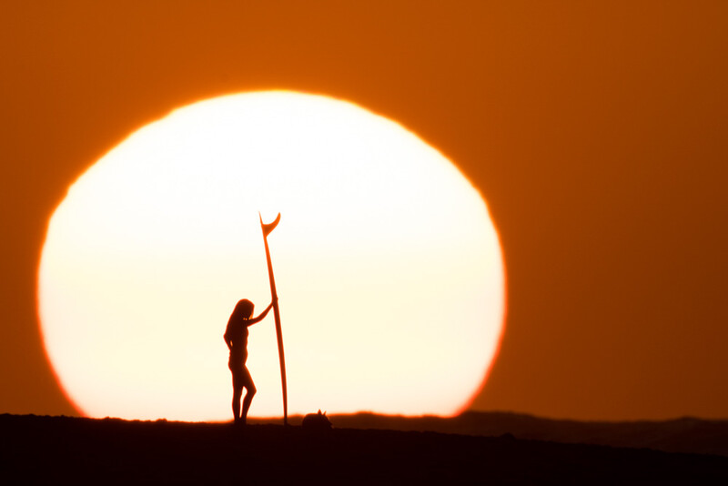 fstoppers-aaron-eveland-sunchasers-the-endless-summmer-surfer-sunset-aaron-brown-surfer-2.jpg