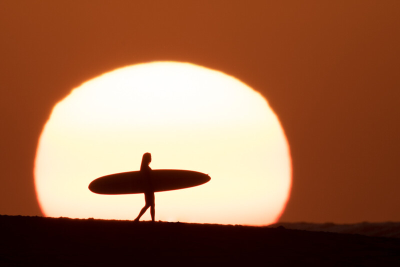 fstoppers-aaron-eveland-sunchasers-the-endless-summmer-surfer-sunset-aaron-brown-surfer-3.jpg