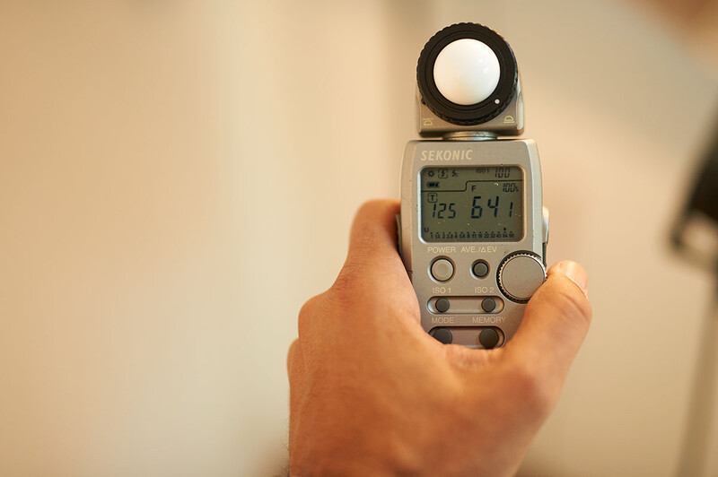 Light Meter reads F64 at ISO 100