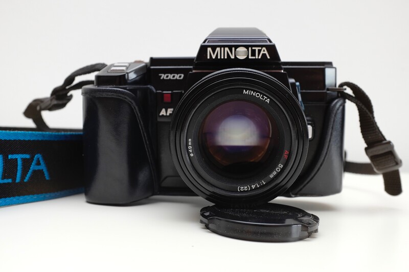 Minolta 7000