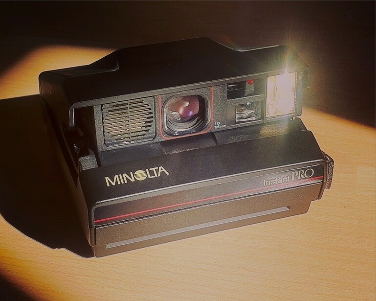 Minolta Instant Pro Camera