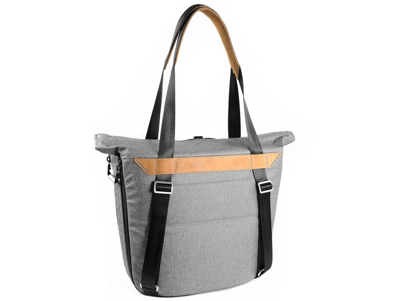 Back of the Everyday tote.