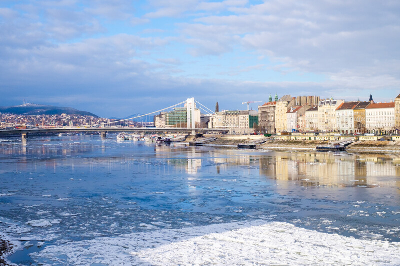 Frozen Danube river, Budapest
