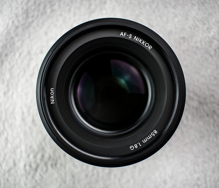 Nikon 85mm lens