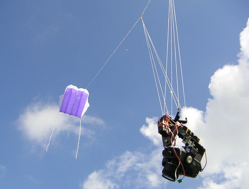 Foil kite, with Nikon D80 (24mm), picavet suspension and rig.