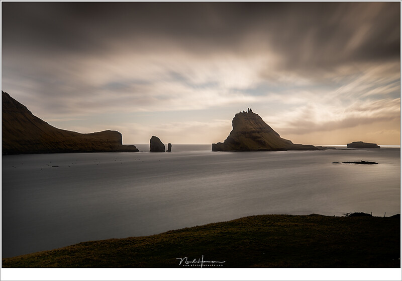 The island Tindhólmur at the Faroër Islands, A longer exposure made the movement of the water and clouds smooth, yet visible. (EOS 5D mark IV + EF24-70L @ 35mm | ISO100 | f/8 | 90sec with Lee Big Stopper)