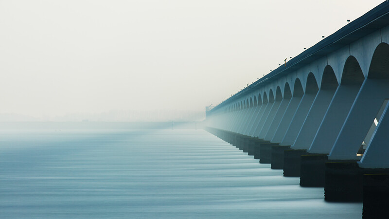 For this famous Dutch bridge I wanted to go extreme, to catch the movement of the water. I needed to stack two ND filters for that. (EOS 5D mark III + EF100-400L @ 400mm | ISO100 | f/8 | 240sec with Lee Big Stopper and Lee 0,9ND filter)