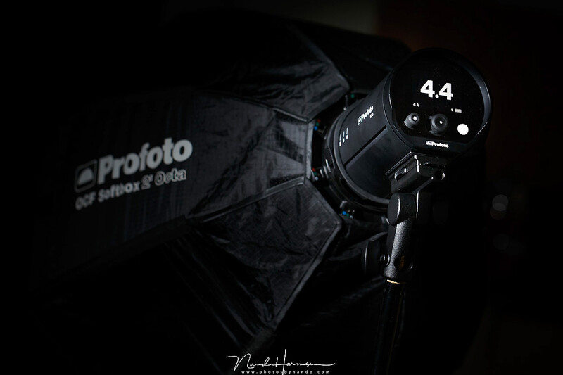 WIth the amazing B10 Profoto addressed all shortcomings of the B1 and B2. It is small, powerfull and very versatile. Although the power is (just) over one stop less than the Godox AD600, it beats it on every level. Except - again - the prize.