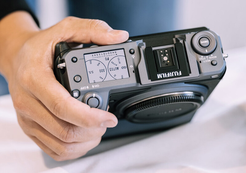 Fuji GFX 100 dials