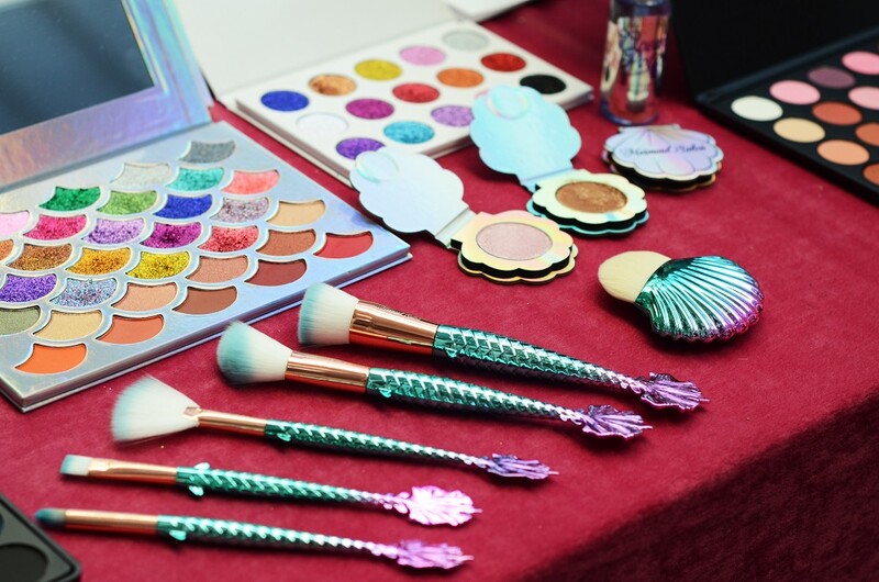 Makeup brushes and palettes