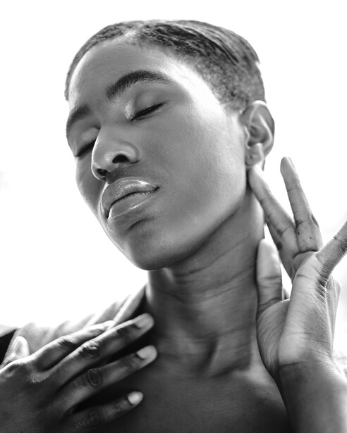 woman, close up, monochrome