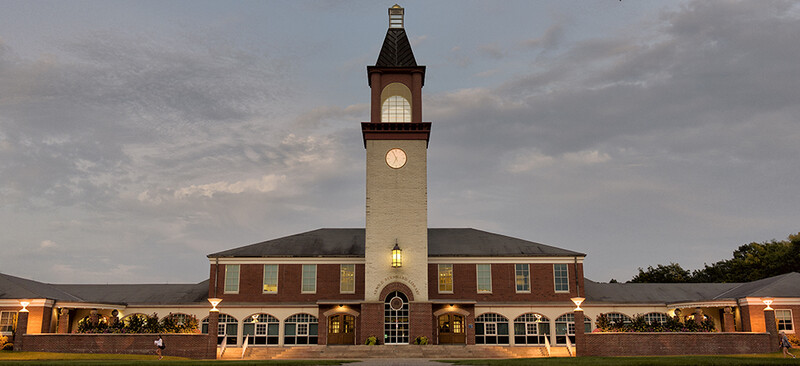 The sharpness of the Tamron SP 35mm f/1.4 Di USD Lens allowed for an easy capture of Quinnipiac University's library at night. As a bonus, the wide aperture also hid all of the dust spots on my sensor that showed up at f/11.