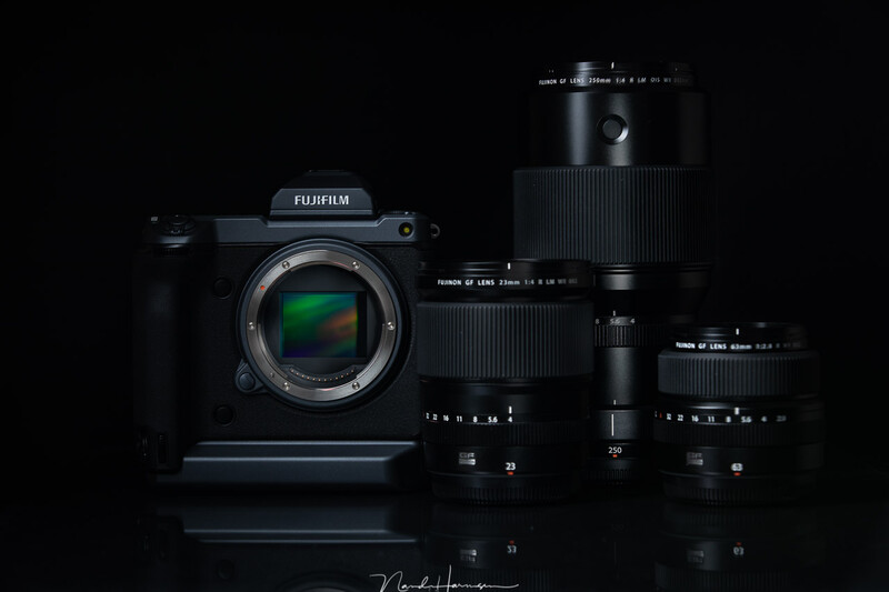 During this year's trip Winter at Lofoten I will use the amazing Fujifilm GFX100, with a 23mm lens, a 63mm lens, and a massive 250mm lens. Fortunately I had two weeks to get used to this camera.