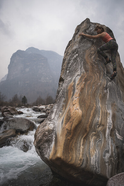 Andy Day bouldering Switzerland
