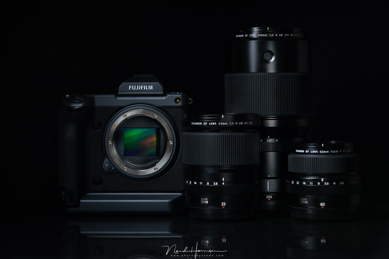 This is the set I took with me on my Winter at Lofoten trip. I had a wide angle lens, a standard lens, and a tele lens. It was more than enough for my needs. A longer focal length could be reached by cropping. With the 102mp resolution that was no problem