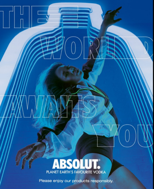 Woman, medium shot, blue, Absolut Changemakers