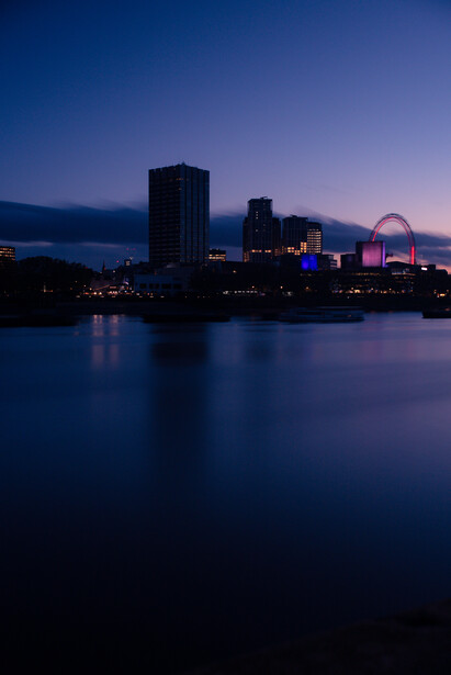 London skyline at night