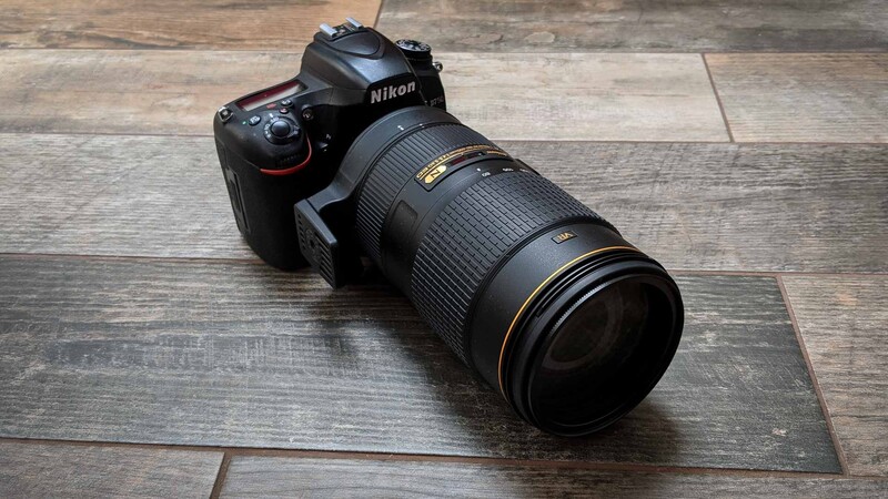 Telephoto lens for astrophotography