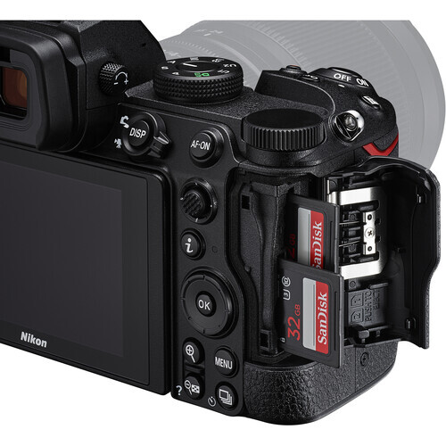 Nikon Z5's dual card slots