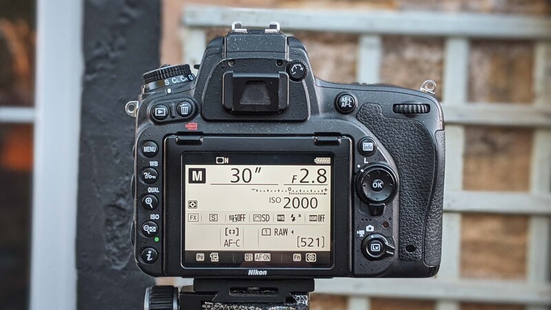 Maximum aperture on lens