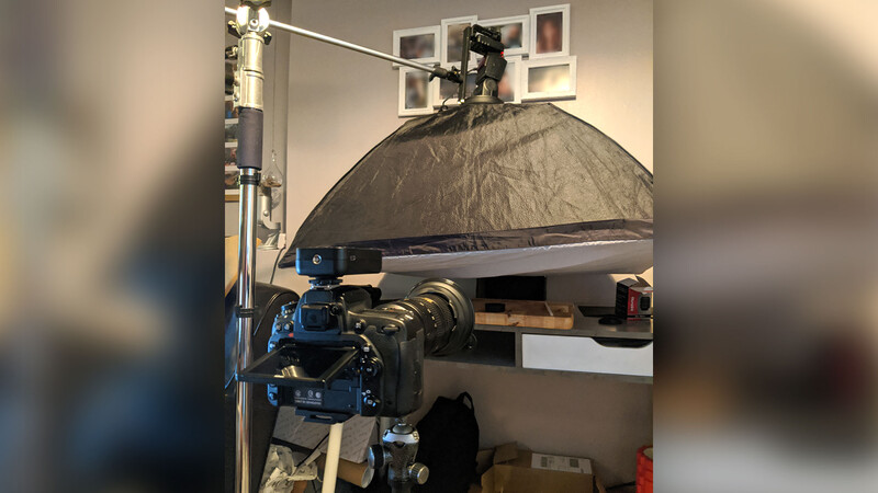 Camera and lighting rig for bubble photography