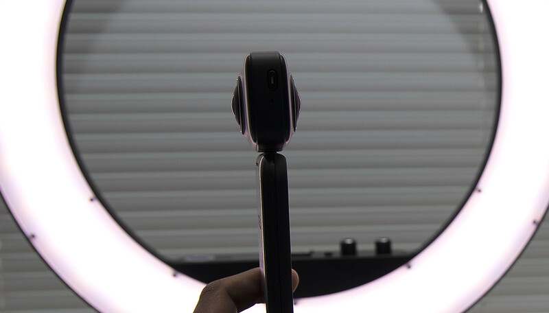 The QooCam Fun has a slim form factor that works well.