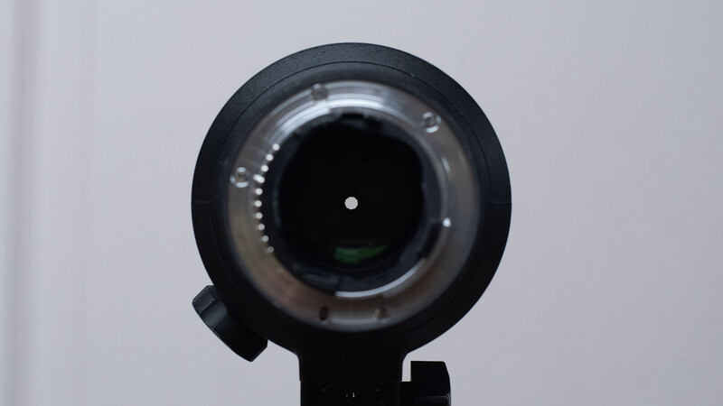 Narrow aperture on lens
