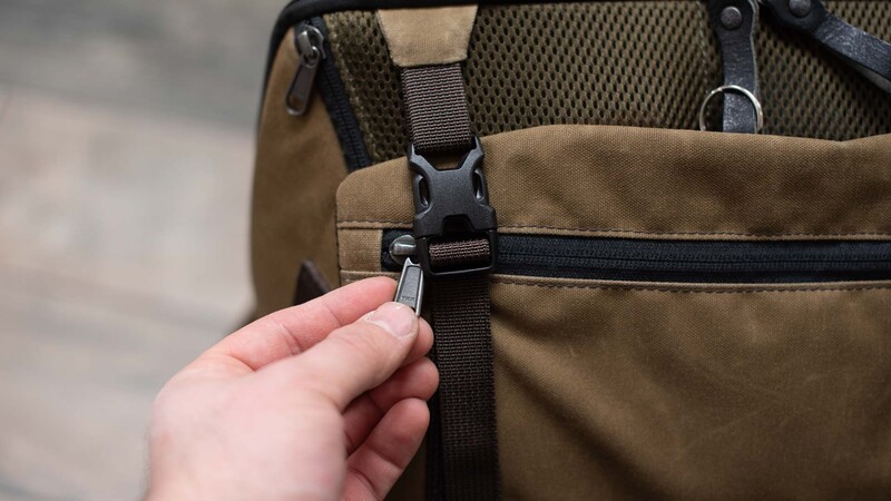 Strange design choices on the zip