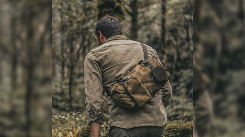 Accessory bag sling on shoulder