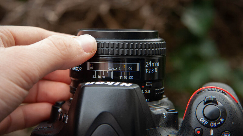 Focus to infinity on the lens