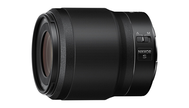 The NIKKOR 50mm f/1.8 S. Unashamedly not retro.