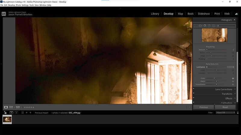 Remove color banding in lightroom