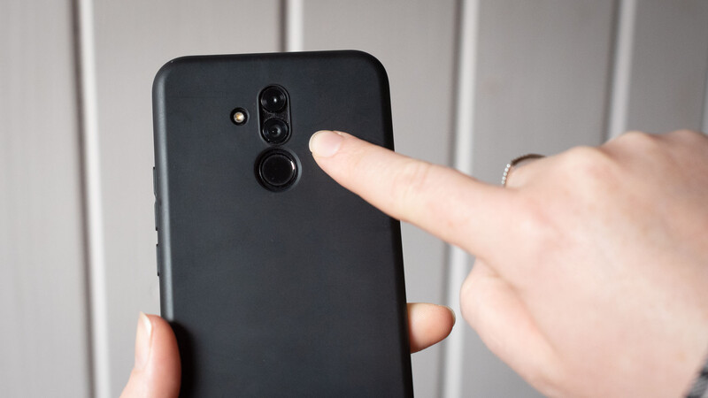 No telephoto lens on smartphone