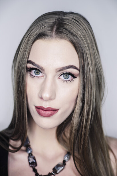 Model Marissa Zando