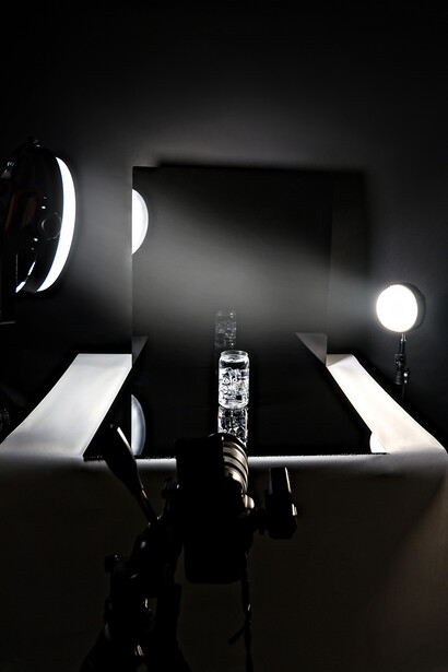 FStoppers Reviews Rotolight AEOS2 &amp; NEO 3