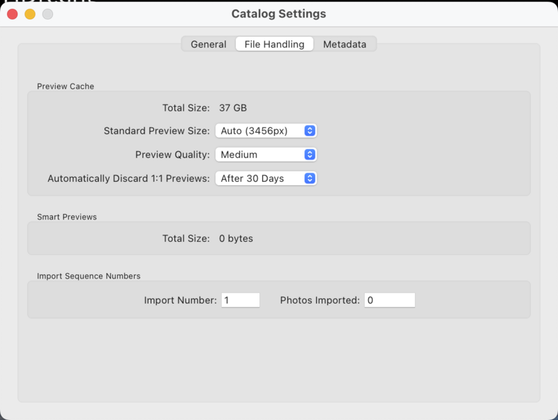 Screenshot of Catalog Settings dialog showing Preview Cache, Smart Previews, and Import Sequence Numbers configuration options.