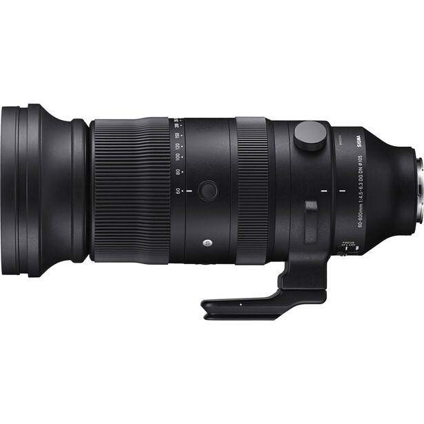 Sigma 100-400mm f/5-6.3 DG OS HSM Contemporary telephoto lens with focus ring and support collar.
