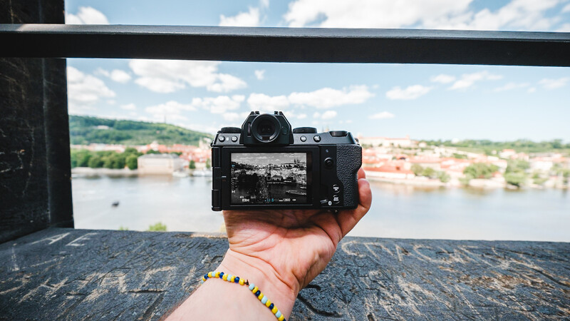 Fujifilm X-S20 back view