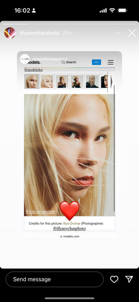Screenshot of a portrait photography interface showing a blonde woman's face with editing tools and thumbnail variations displayed above.