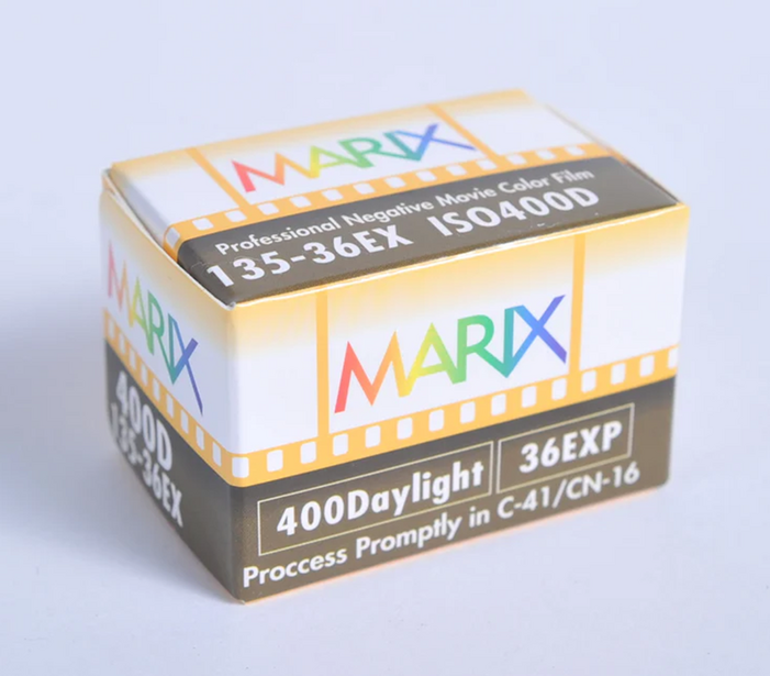 Marix 36EXP 400 Daylight color film box with orange and white branding and dark specification label.