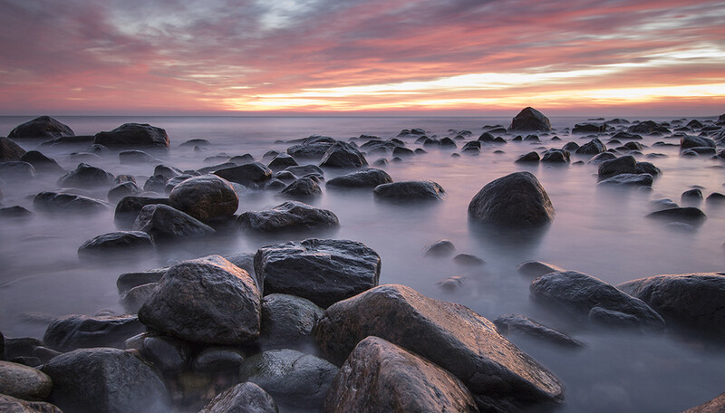 This was shot with an entry-level, APS-C camera and a cheap lens. Does it matter? Not really.