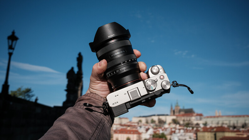 Sony FE 16-25mm f/2.8 G mounted on a7CR