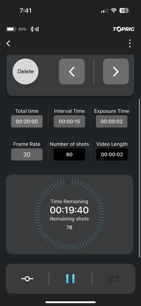 Screenshot of a camera timer app interface showing countdown controls and settings.