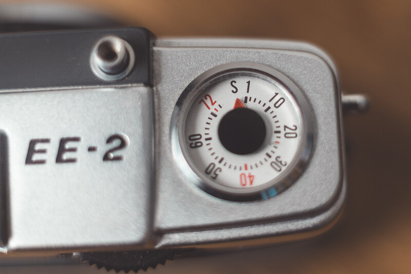 Frame counter on Olympus EE-2