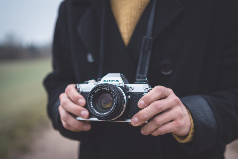 The Olympus OM10 in the hands of a beginners