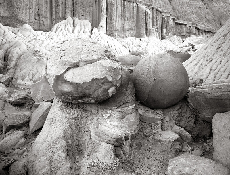 Canon Ball Concretions, Teddy Roosevelt National Park